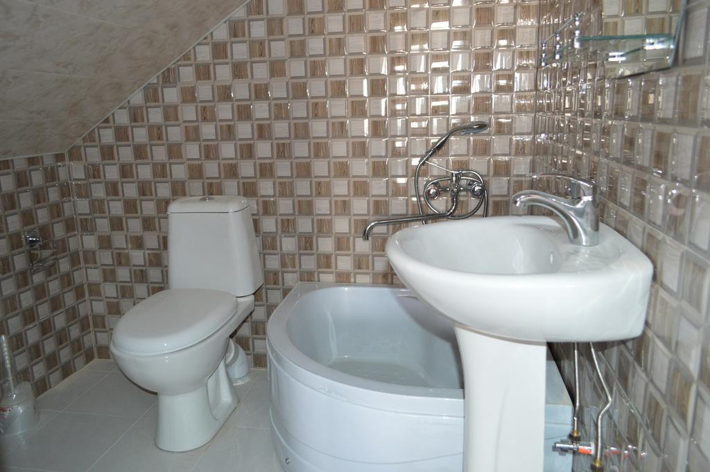 Mari Guest House Телави Номер фото