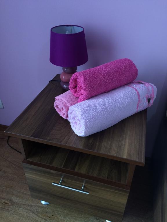Mari Guest House Телави Экстерьер фото