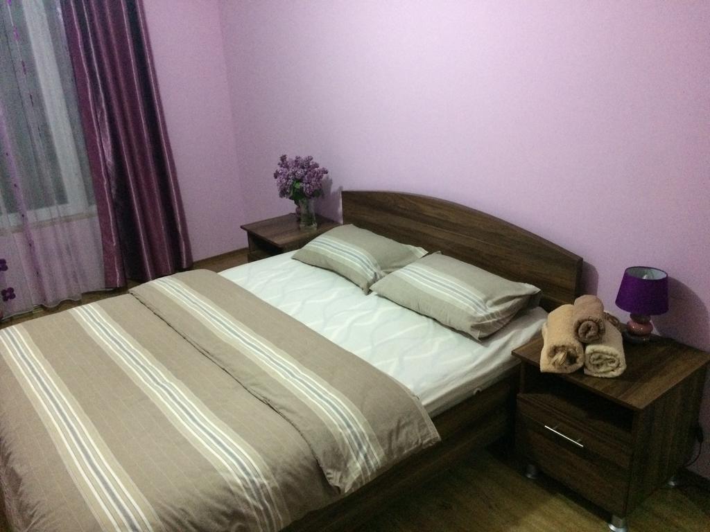 Mari Guest House Телави Экстерьер фото