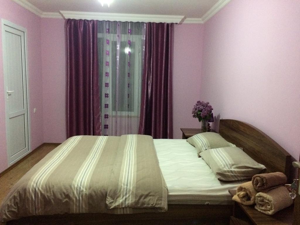 Mari Guest House Телави Экстерьер фото