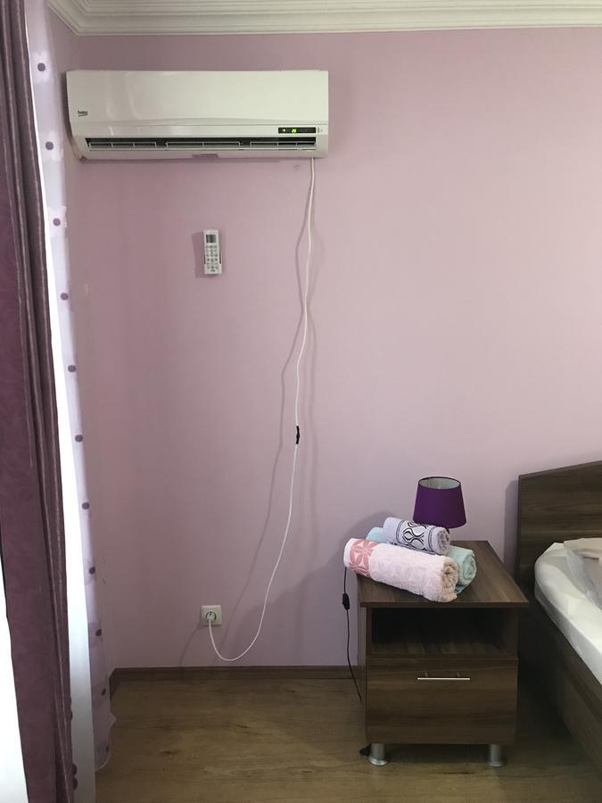 Mari Guest House Телави Экстерьер фото